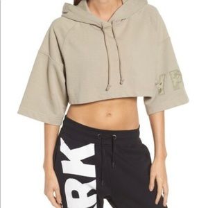 Cropped Ivy Park hoodie